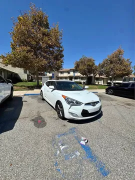 2013 Hyundai Veloster Coupe 3D