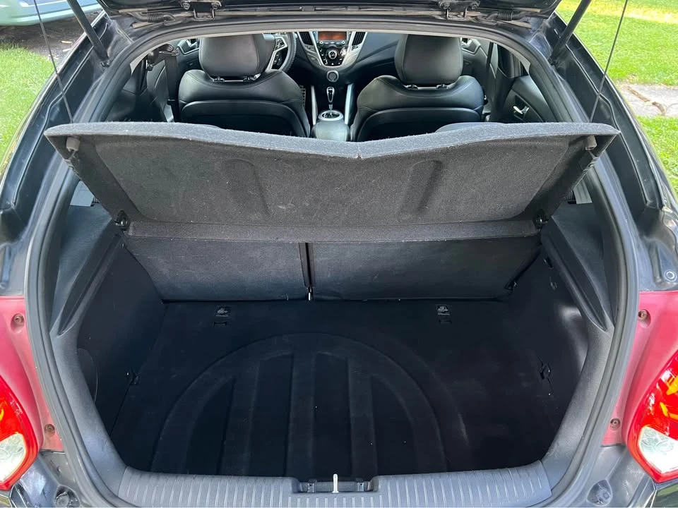 2013 Hyundai Veloster - Image 18 of 20