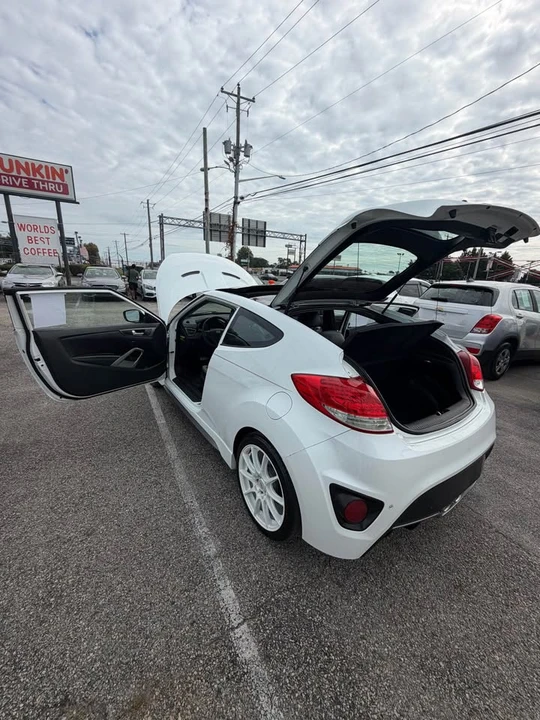2013 Hyundai Veloster - Image 13 of 19