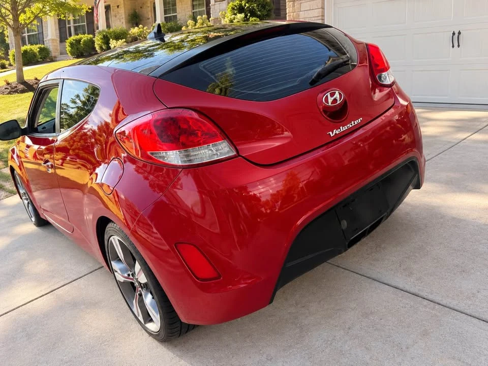 2013 Hyundai Veloster - Image 2 of 6