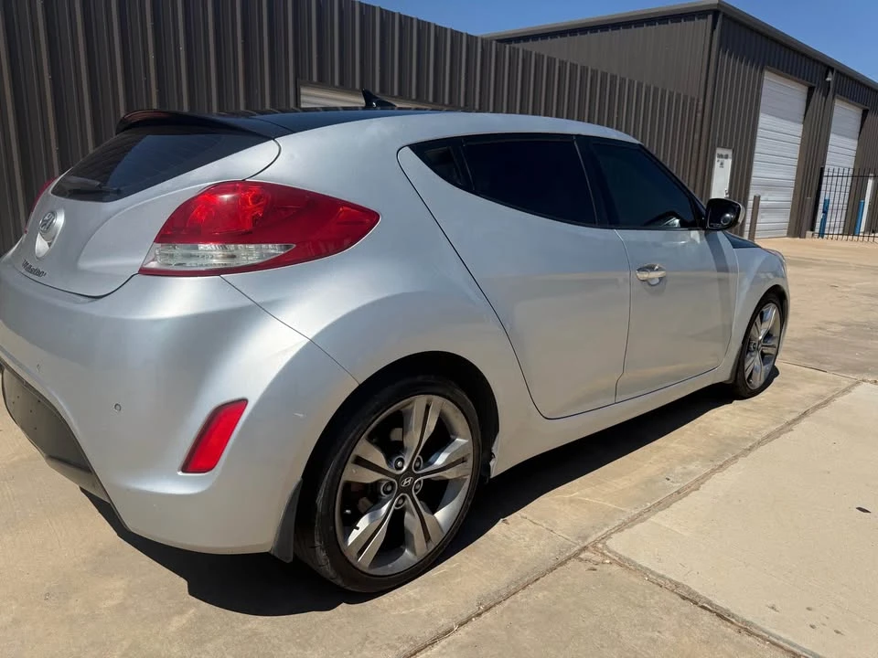 2013 Hyundai Veloster - Image 3 of 10