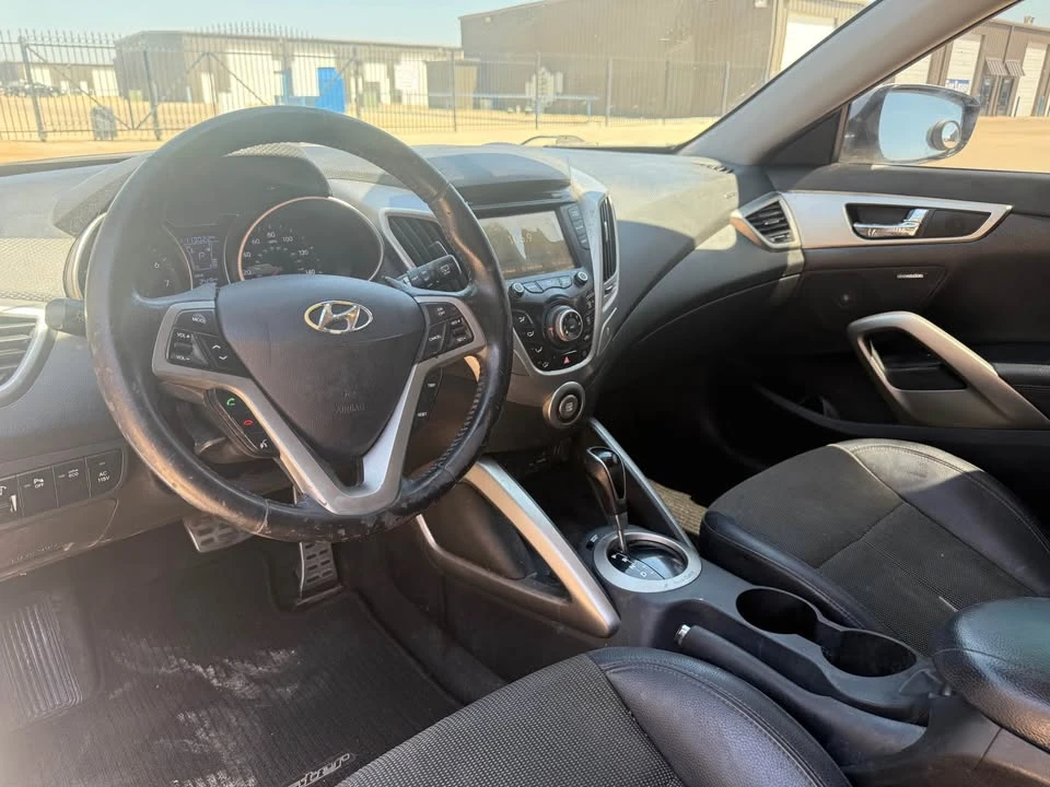 2013 Hyundai Veloster - Image 8 of 10