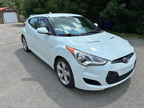 2013 Hyundai Veloster Coupe 3D