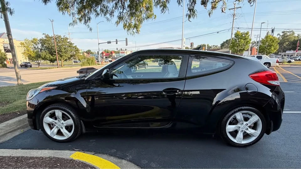 2013 Hyundai Veloster - Image 7 of 18