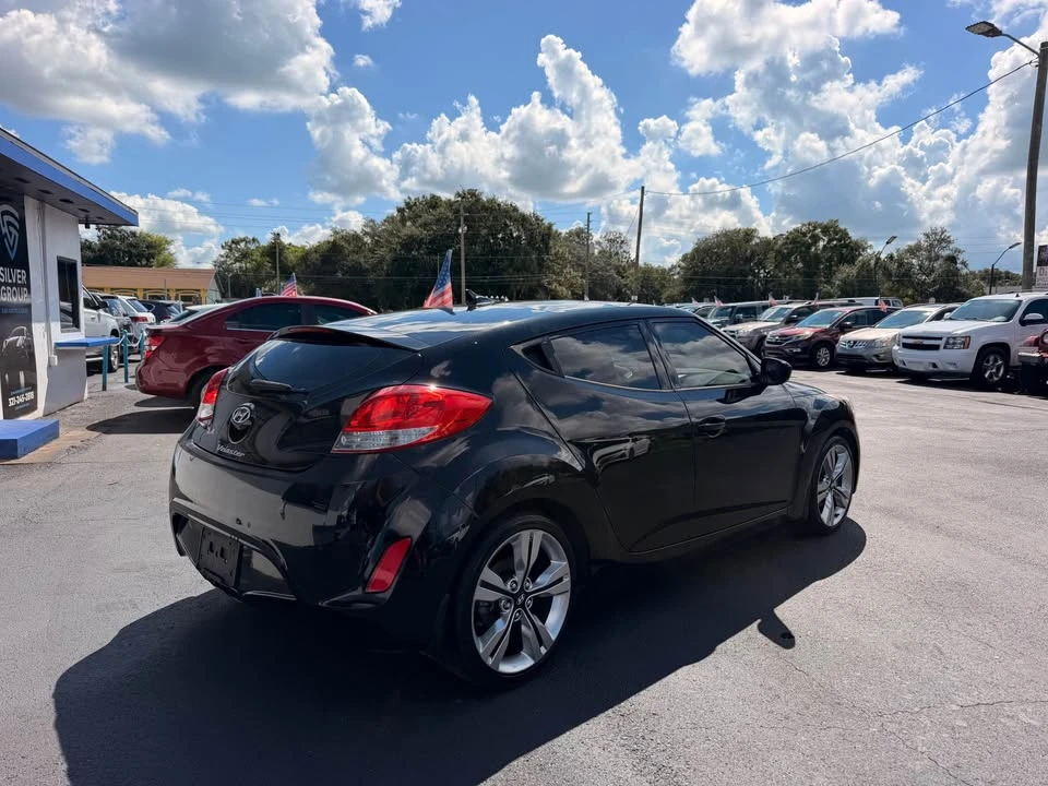 2013 Hyundai Veloster - Image 5 of 13