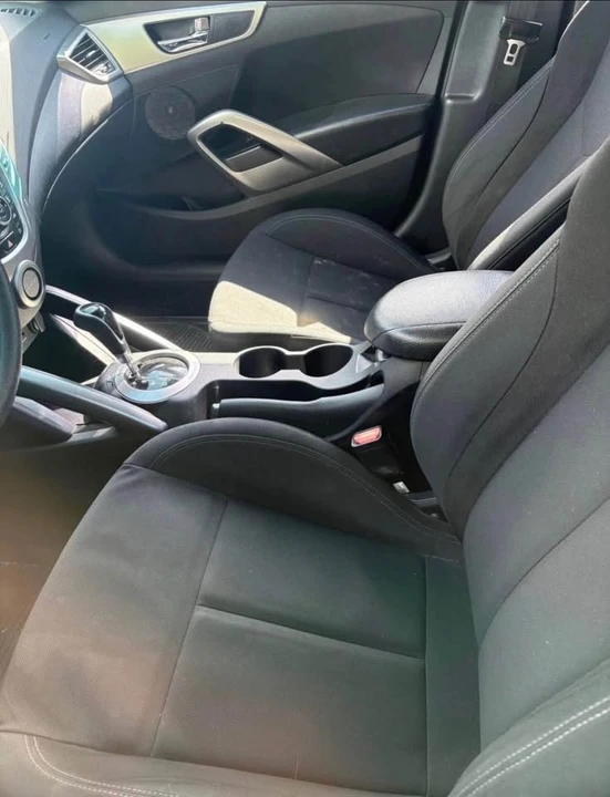 2013 Hyundai Veloster - Image 6 of 9