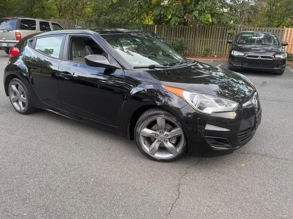 2013 Hyundai Veloster - Image 5 of 14