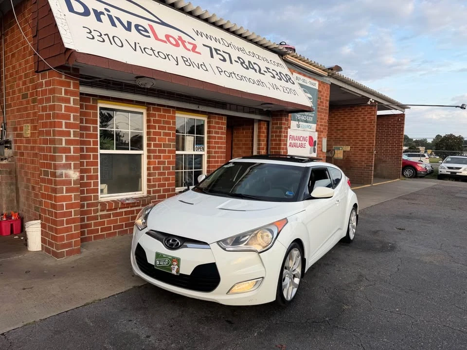2013 Hyundai Veloster - Image 7 of 19