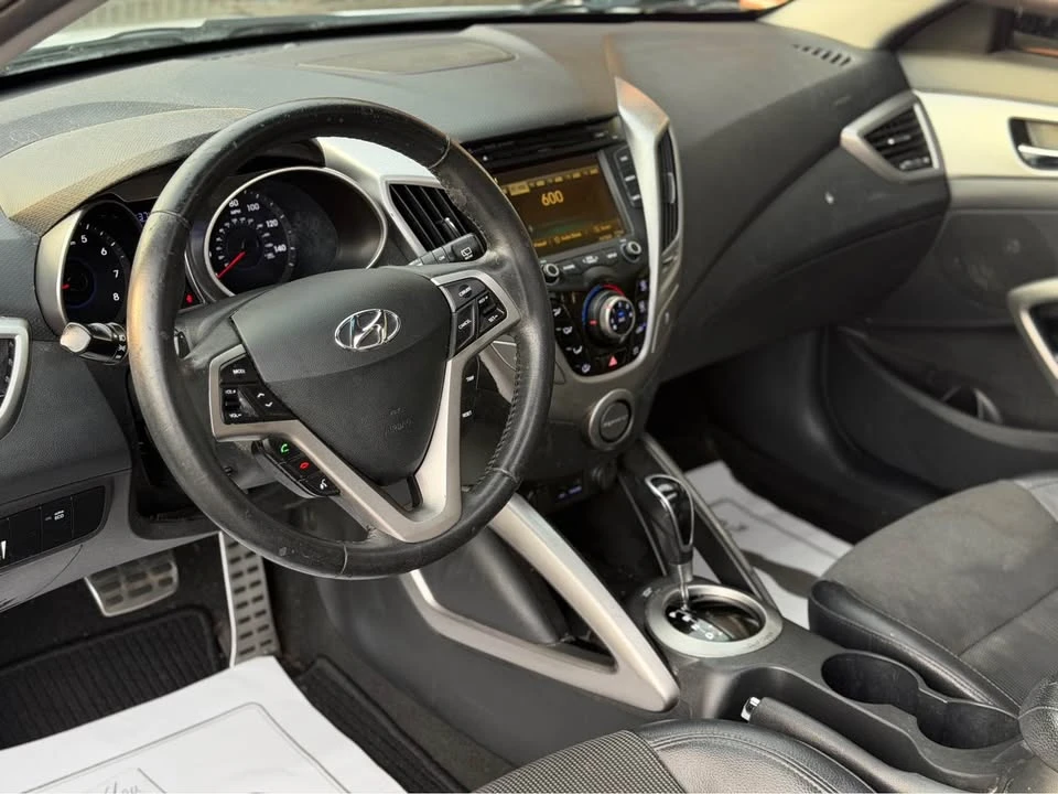 2013 Hyundai Veloster - Image 8 of 19