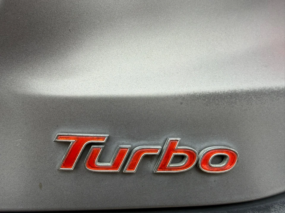 2013 Hyundai Veloster - Image 17 of 20