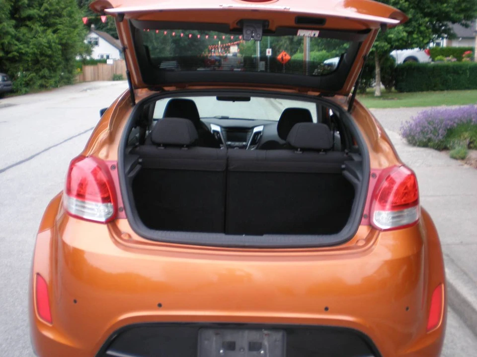 2013 Hyundai Veloster - Image 6 of 21