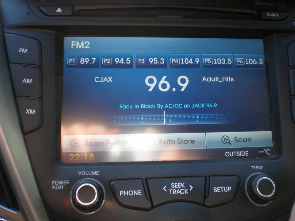 2013 Hyundai Veloster - Image 13 of 21