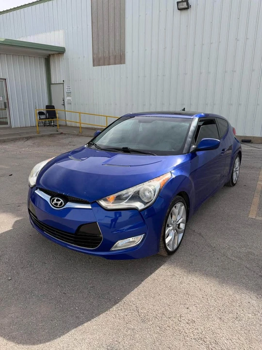 2013 Hyundai Veloster - Image 4 of 9
