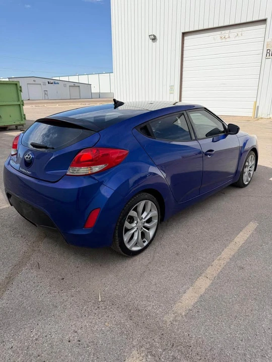 2013 Hyundai Veloster - Image 3 of 9