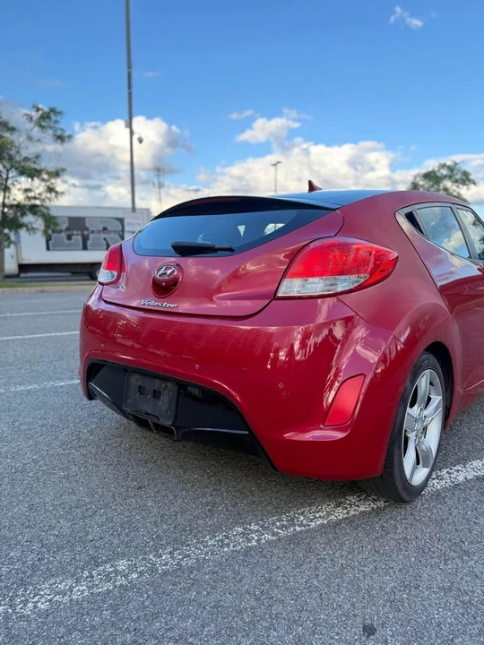 2013 Hyundai Veloster - Image 7 of 11