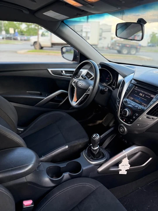 2013 Hyundai Veloster - Image 11 of 11