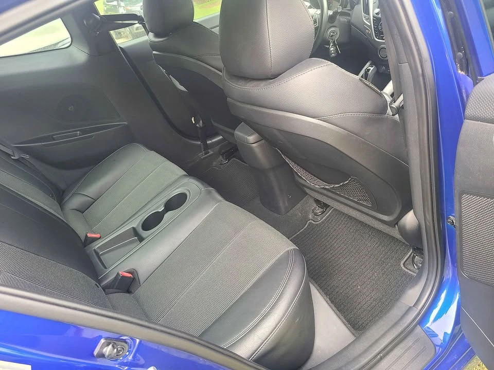 2013 Hyundai Veloster - Image 9 of 16