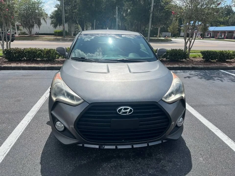 2013 Hyundai Veloster - Image 2 of 11