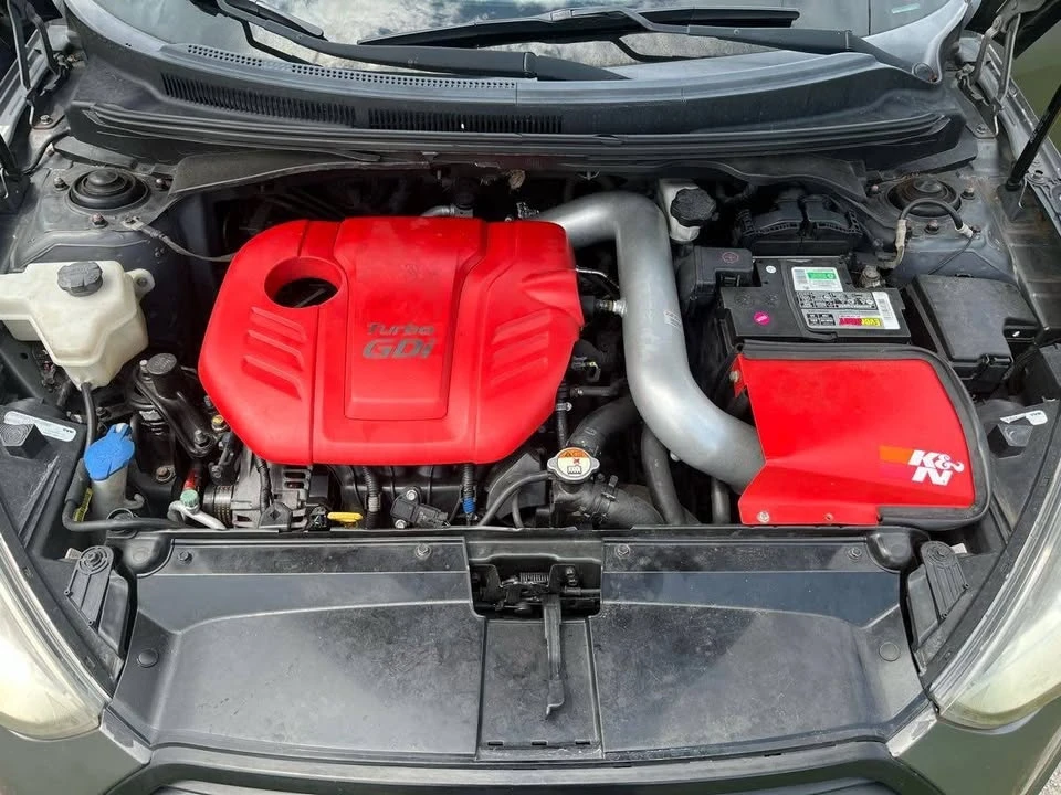 2013 Hyundai Veloster - Image 7 of 11