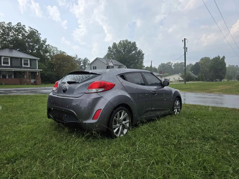 2013 Hyundai Veloster - Image 3 of 11