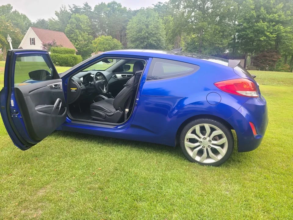 2013 Hyundai Veloster - Image 4 of 16