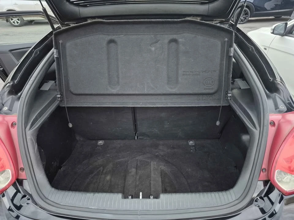 2013 Hyundai Veloster - Image 6 of 11