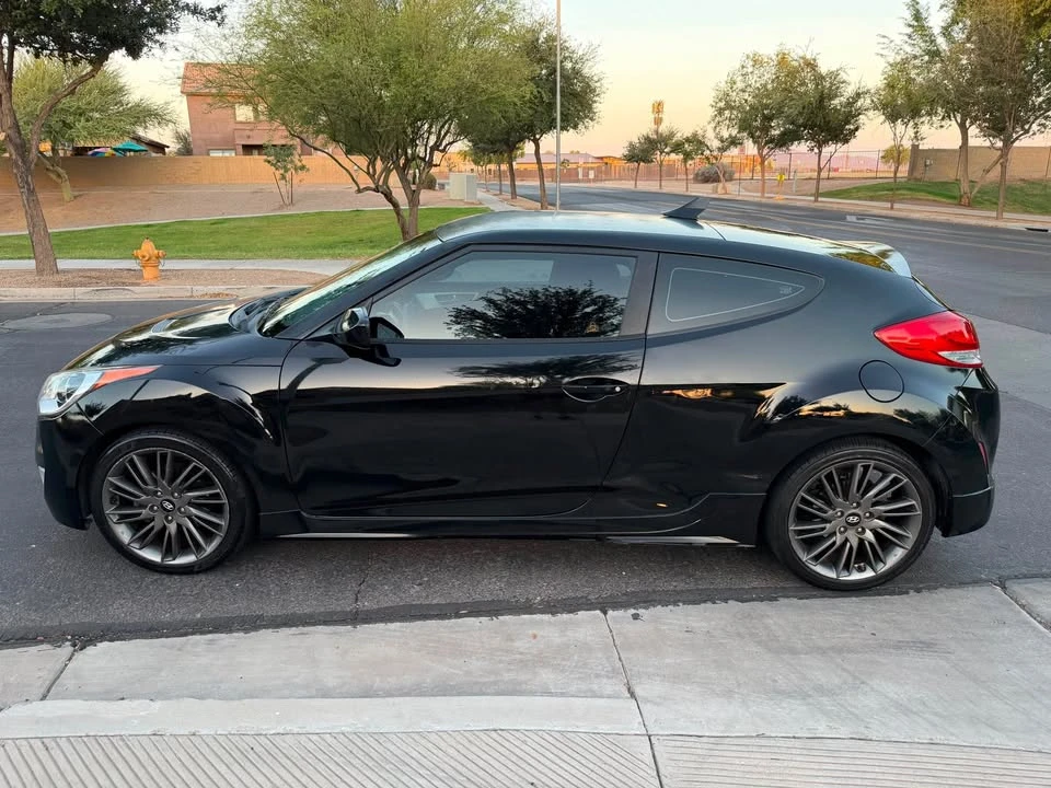 2013 Hyundai Veloster - Image 5 of 10
