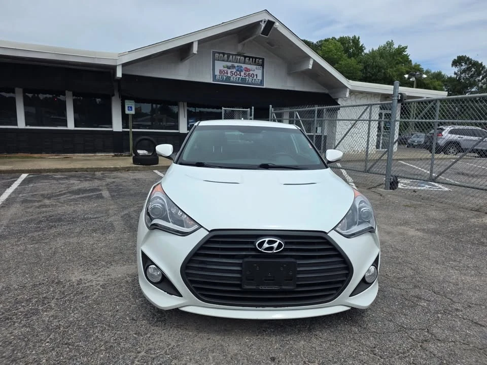 2013 Hyundai Veloster - Image 2 of 13