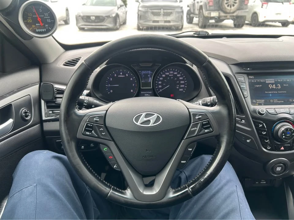 2013 Hyundai Veloster - Image 5 of 13