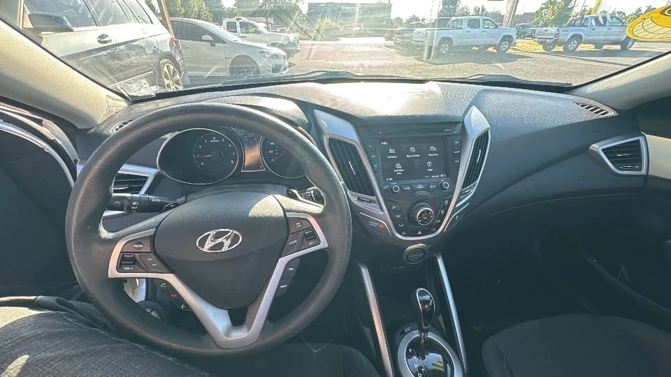 2013 Hyundai Veloster - Image 13 of 19