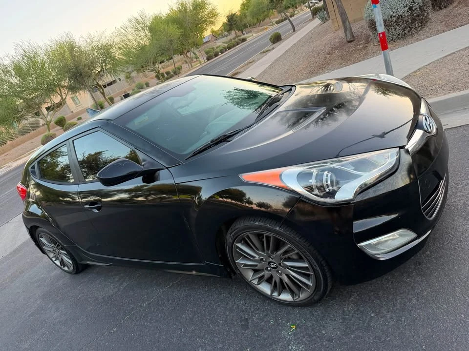 2013 Hyundai Veloster - Image 3 of 10