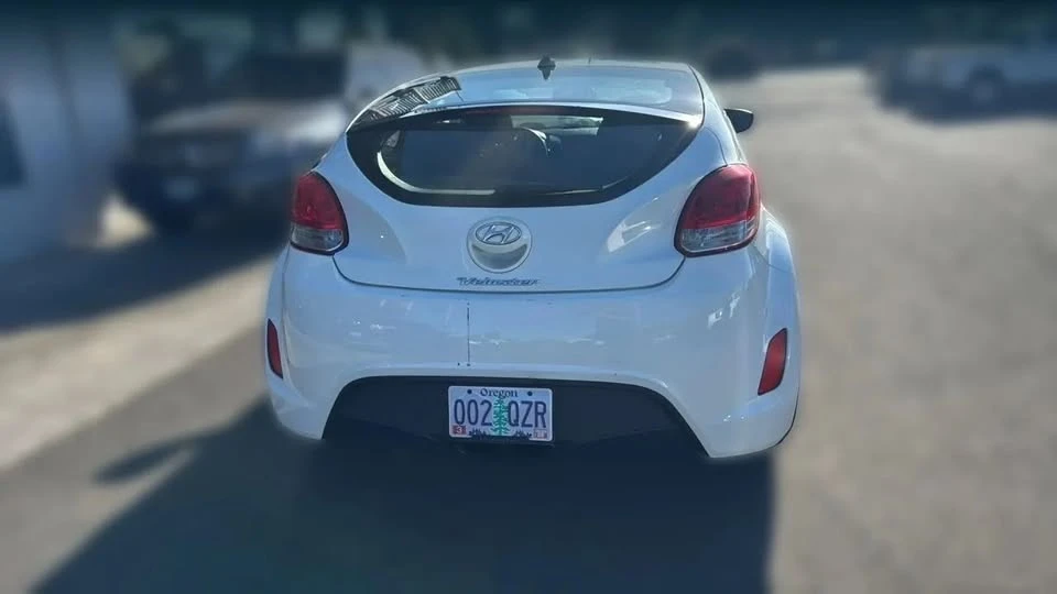 2013 Hyundai Veloster - Image 3 of 19
