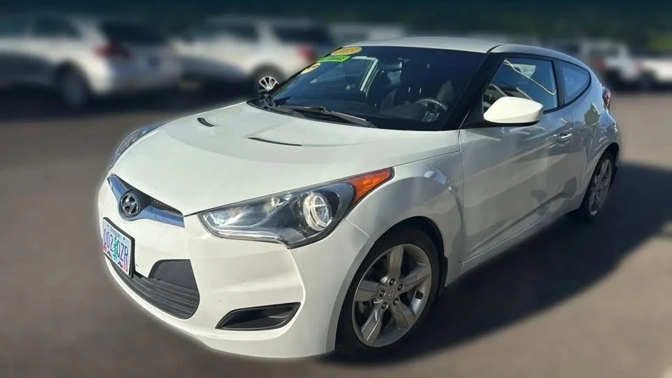 2013 Hyundai Veloster - Image 6 of 19