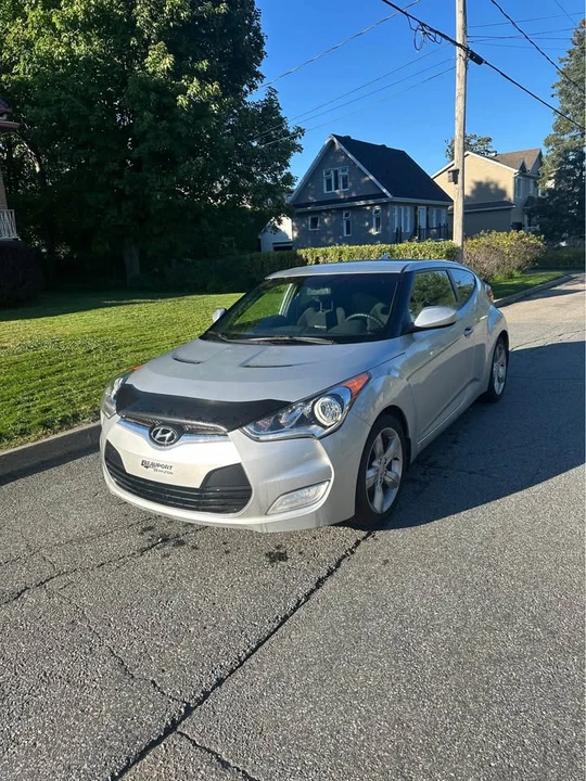 2013 Hyundai Veloster - Image 2 of 7