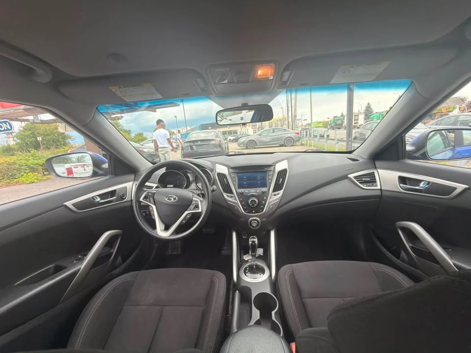 2013 Hyundai Veloster - Image 11 of 16