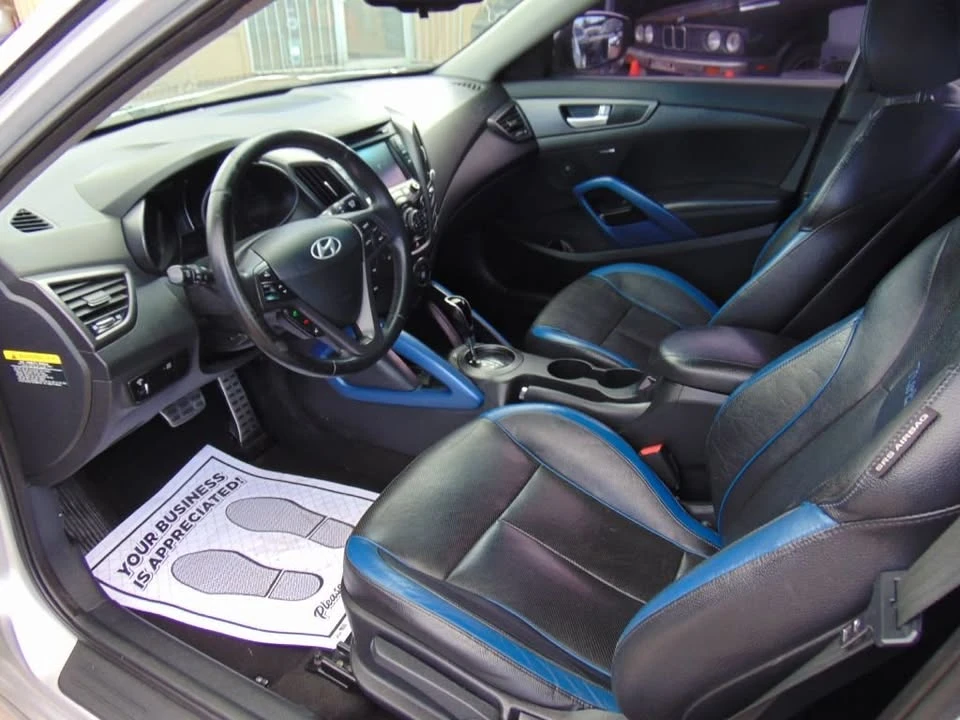 2013 Hyundai Veloster - Image 14 of 19