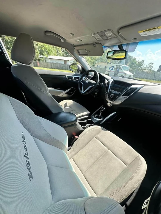2013 Hyundai Veloster - Image 5 of 14