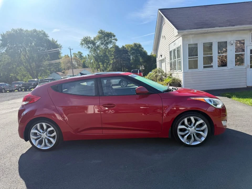 2013 Hyundai Veloster - Image 5 of 18