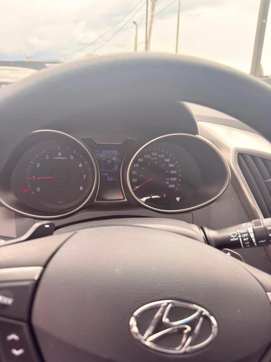 2013 Hyundai Veloster - Image 16 of 16