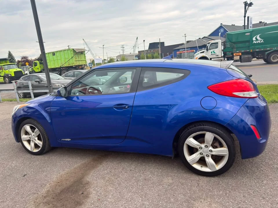 2013 Hyundai Veloster - Image 4 of 16