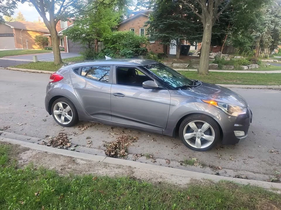2013 Hyundai Veloster - Image 4 of 6