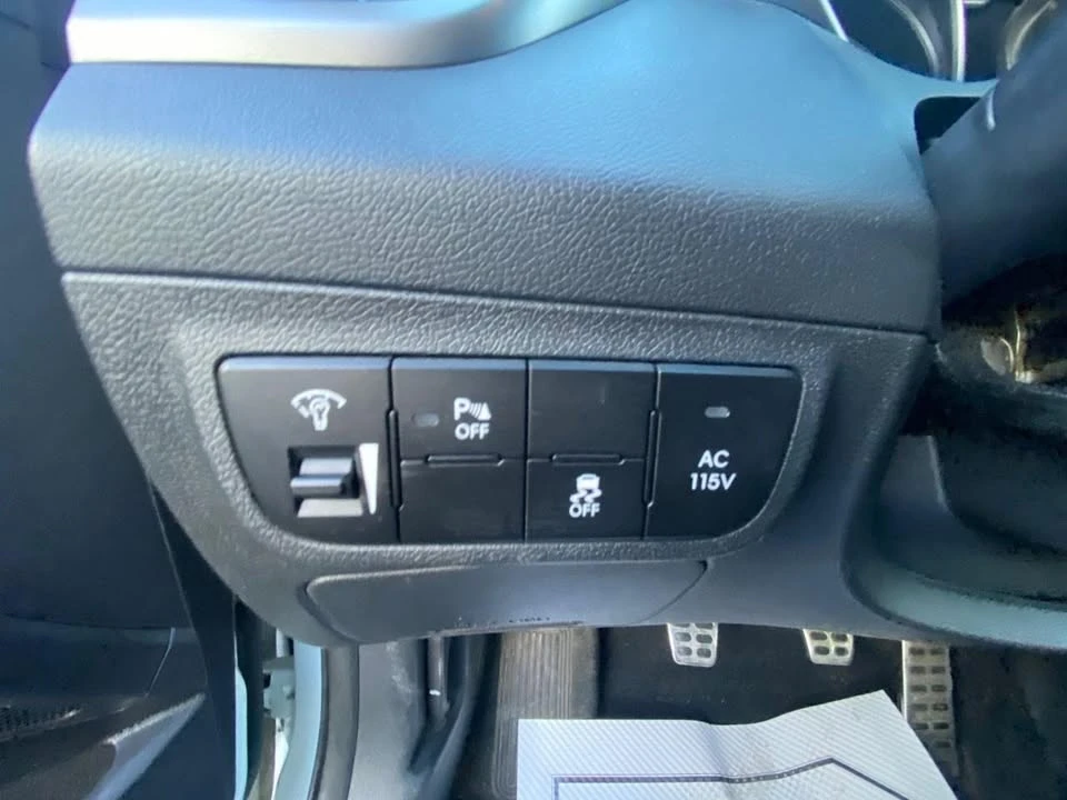 2013 Hyundai Veloster - Image 11 of 20