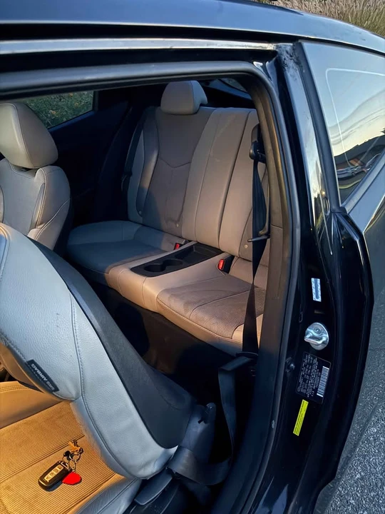 2013 Hyundai Veloster - Image 8 of 14