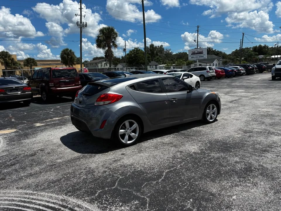 2013 Hyundai Veloster - Image 3 of 7