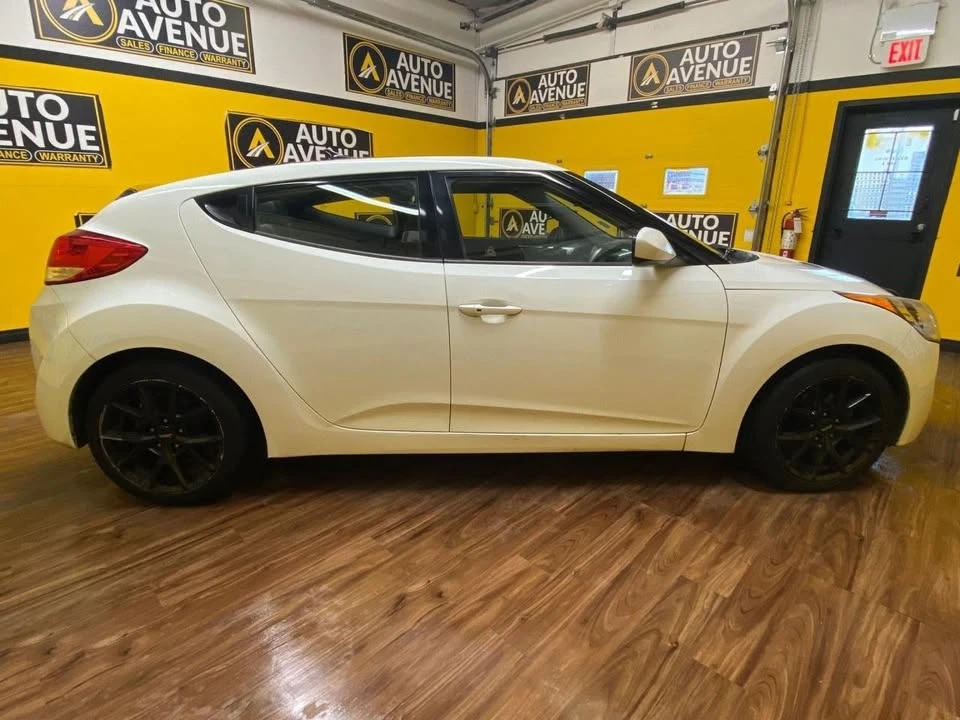 2013 Hyundai Veloster - Image 6 of 20