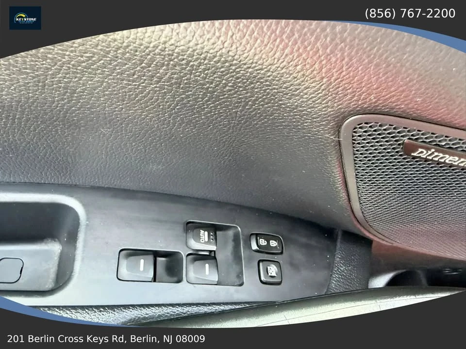 2013 Hyundai Veloster - Image 10 of 20