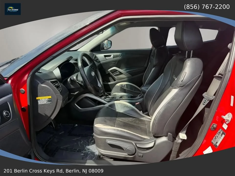 2013 Hyundai Veloster - Image 11 of 20