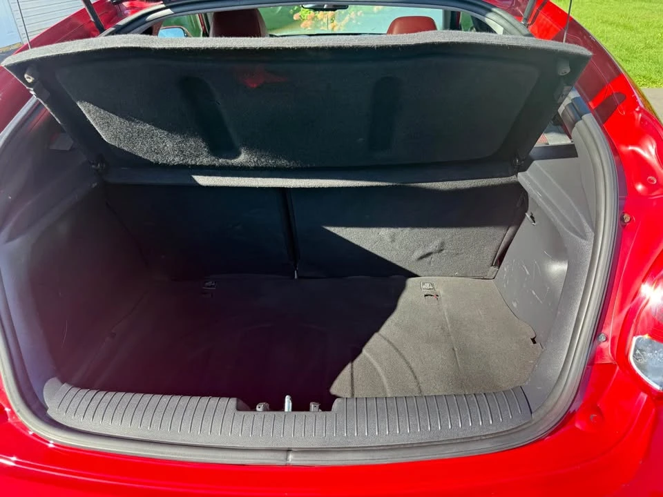 2013 Hyundai Veloster - Image 17 of 18