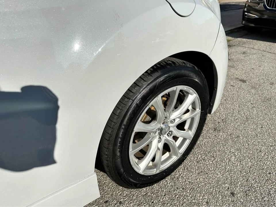 2013 Hyundai Veloster - Image 11 of 15