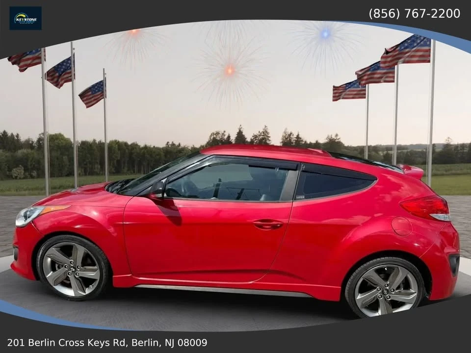 2013 Hyundai Veloster - Image 2 of 20